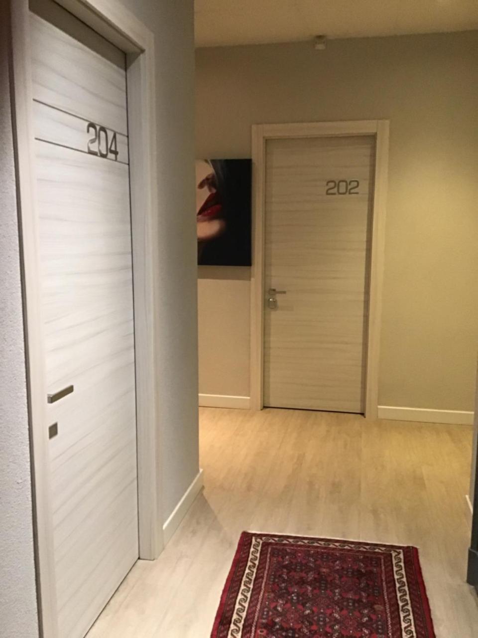 호텔 라 누오바 로타이아 갈라라테 외부 사진